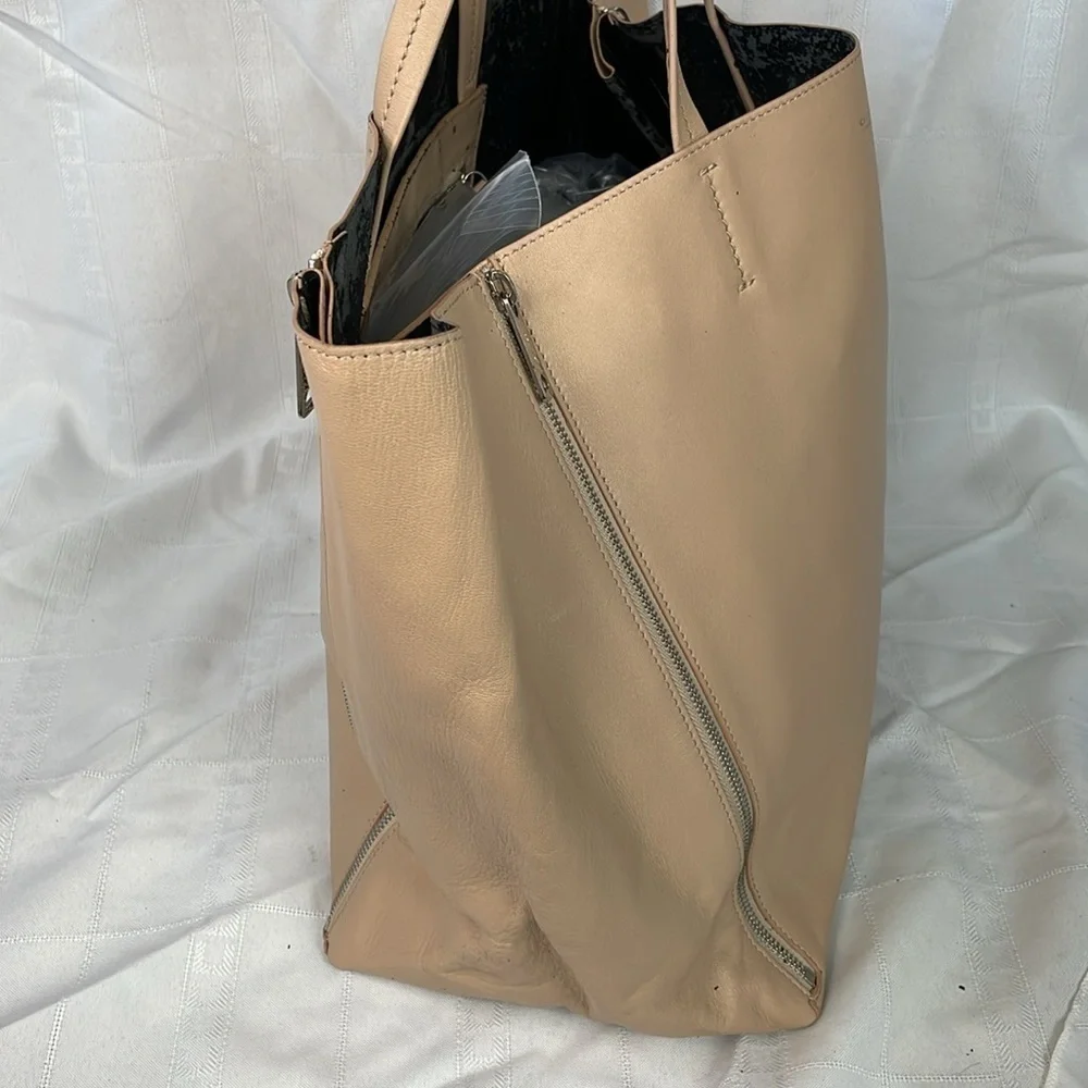 Rare Celine Horizontal Zip Gusset Cabas Tote Bag Large Shopper Beige Leather
